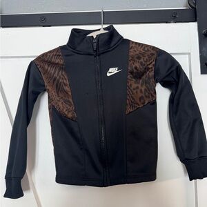 Nike girls toddler jacket